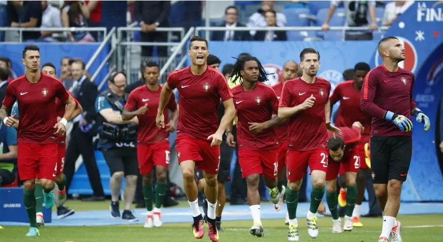 欧洲杯经典时刻！葡萄牙1-0击败法国，制造历史