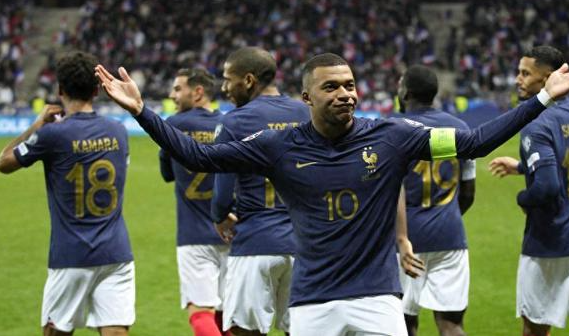 沃勒尔表示法国队肯定是欧洲杯热门球队,很满意德国队今天的表现